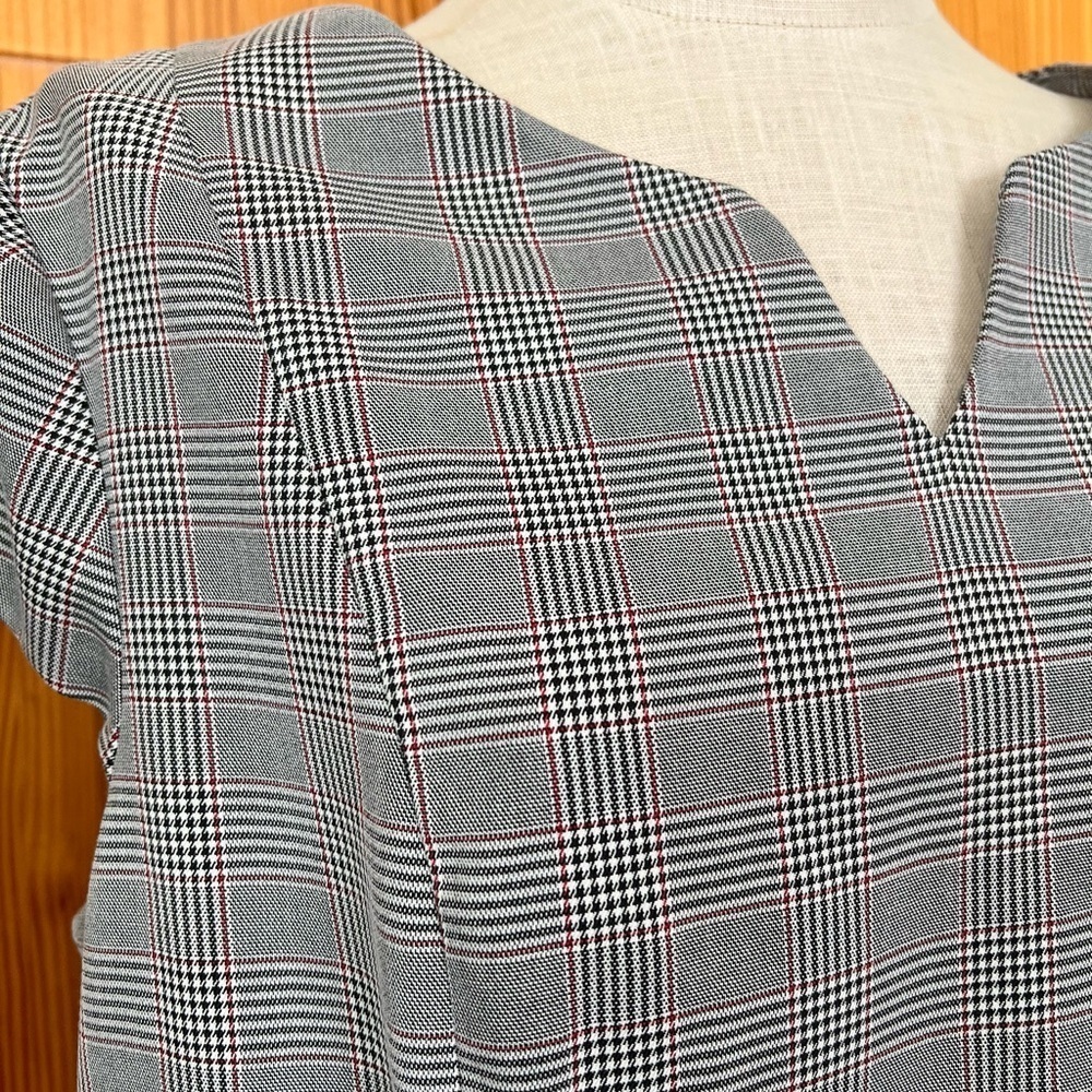 NWT The Limited 16 Gray Plaid Cap Sleeve Professional Dress Office Wear Classy - Picture 3 of 8